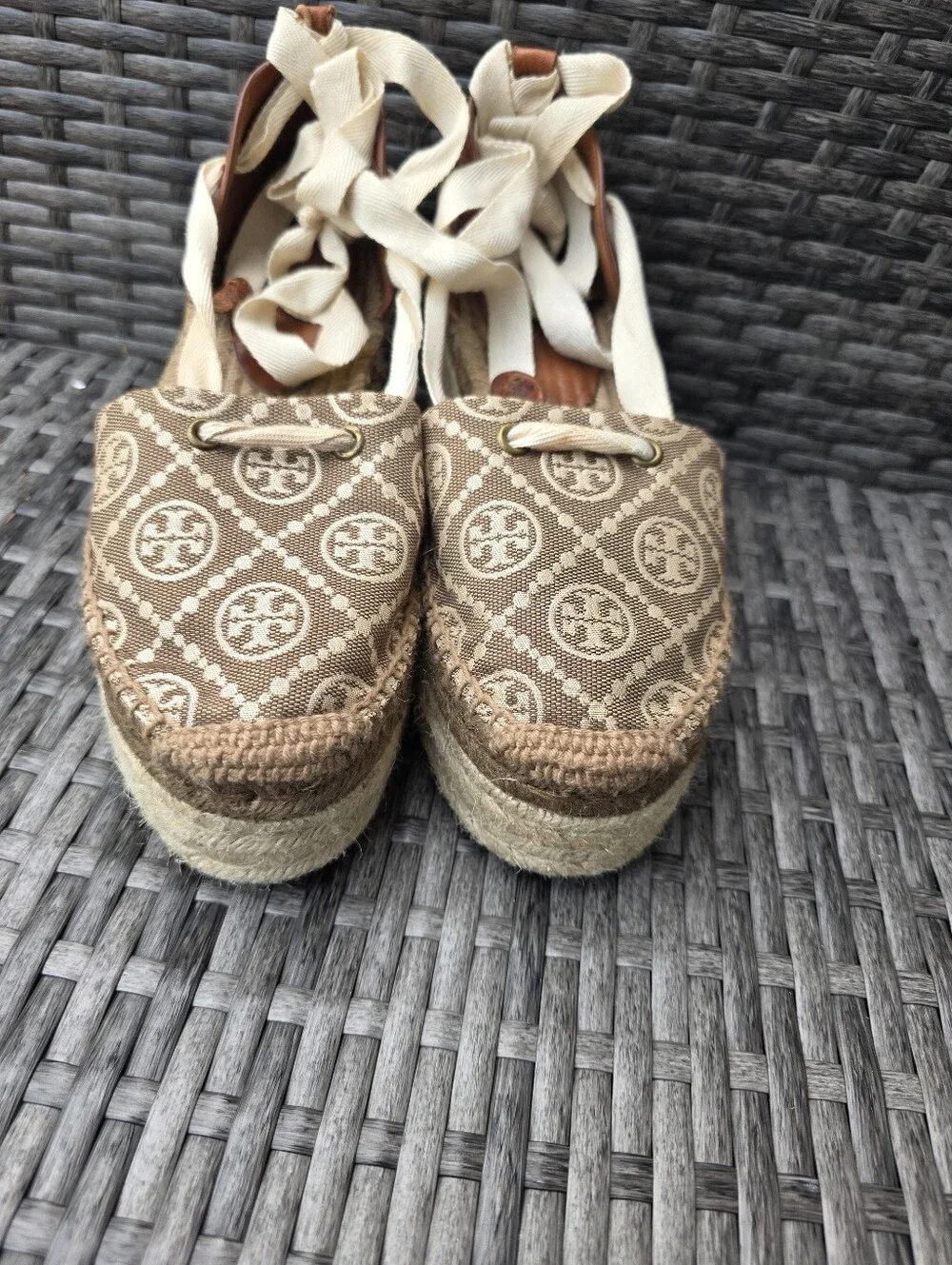Tory Burch T-Monogram Espadrille Wedge Platform Ankle Tie Logo Brown Canvas Sz 8